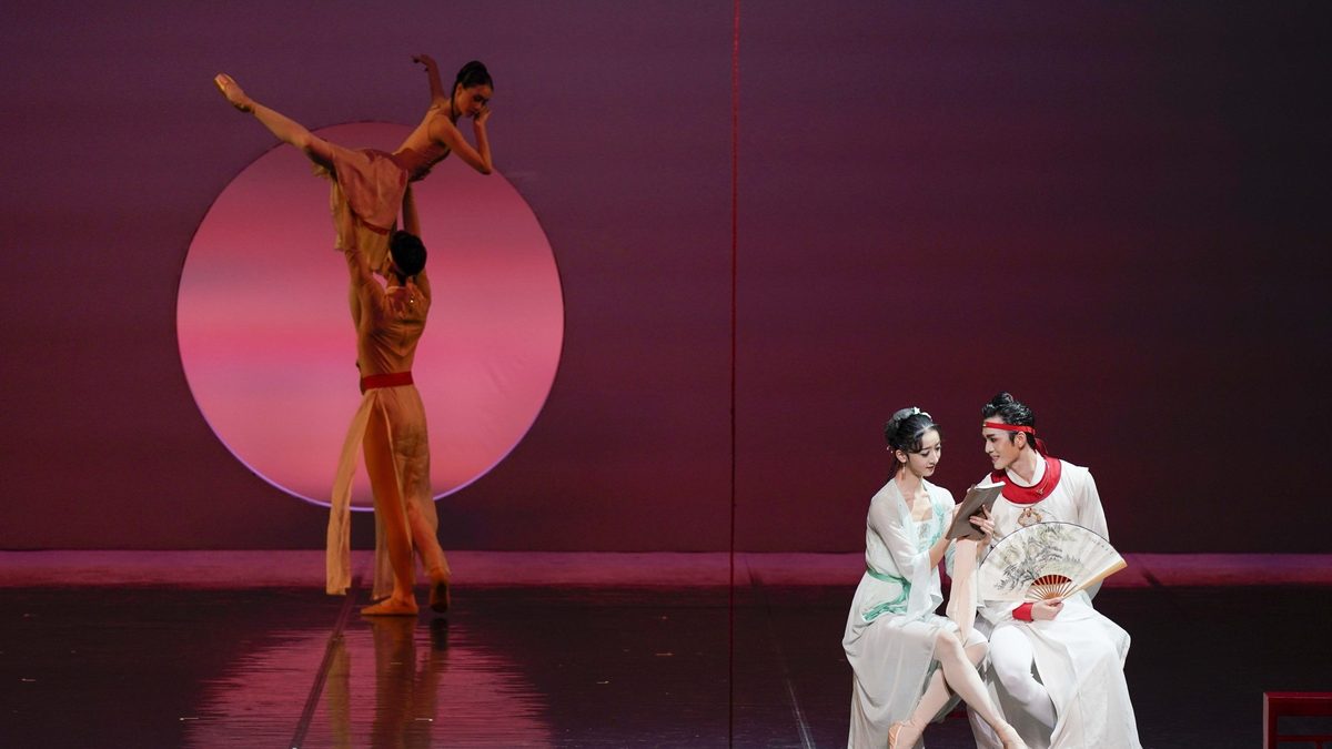 Dancers on stage at Bangkok’s International Festival of Dance & Music
