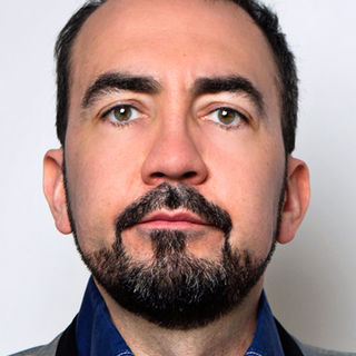 Stephen Carlin